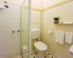 Double-Room-Guest-House-bathroom-shower